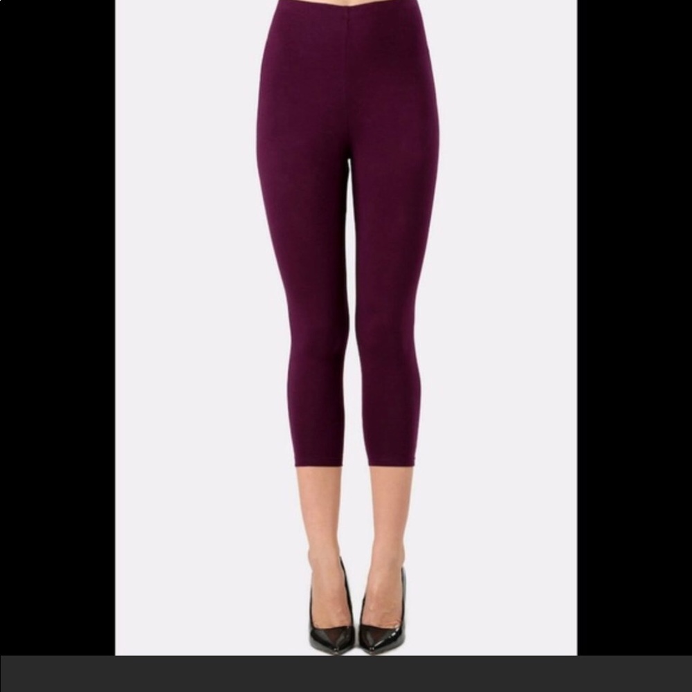 NWT PREMIUM COTTON CAPRI LEGGINGS!! - Picture 3 of 3